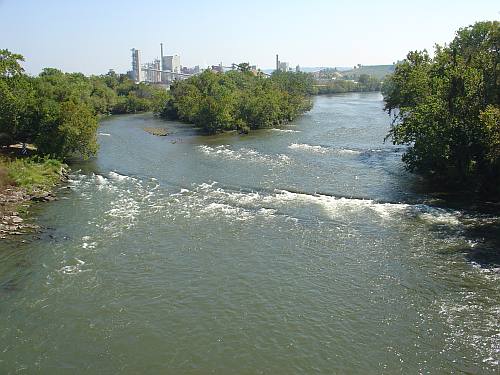 Holston River :: North Fork : Before :: &copy;2005 DiscoverKingsport.com